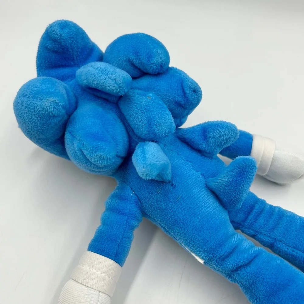 Sega Sonic the Hedgehog Plush Blue Small Movie Version EUC 10 T x 4 x 4 in